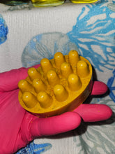 Load image into Gallery viewer, Tumeric Honey Chamomile Bar